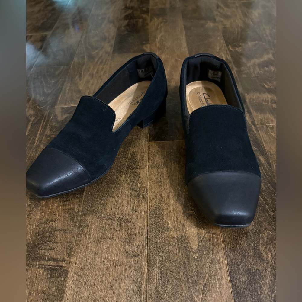 Clarks Black Suede & Leather Cap Toe Loafers